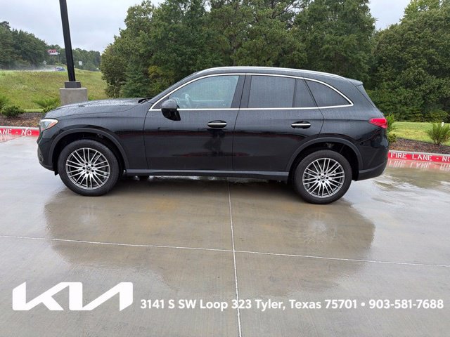 Used 2025 Mercedes-Benz GLC 300 4MATIC image 7