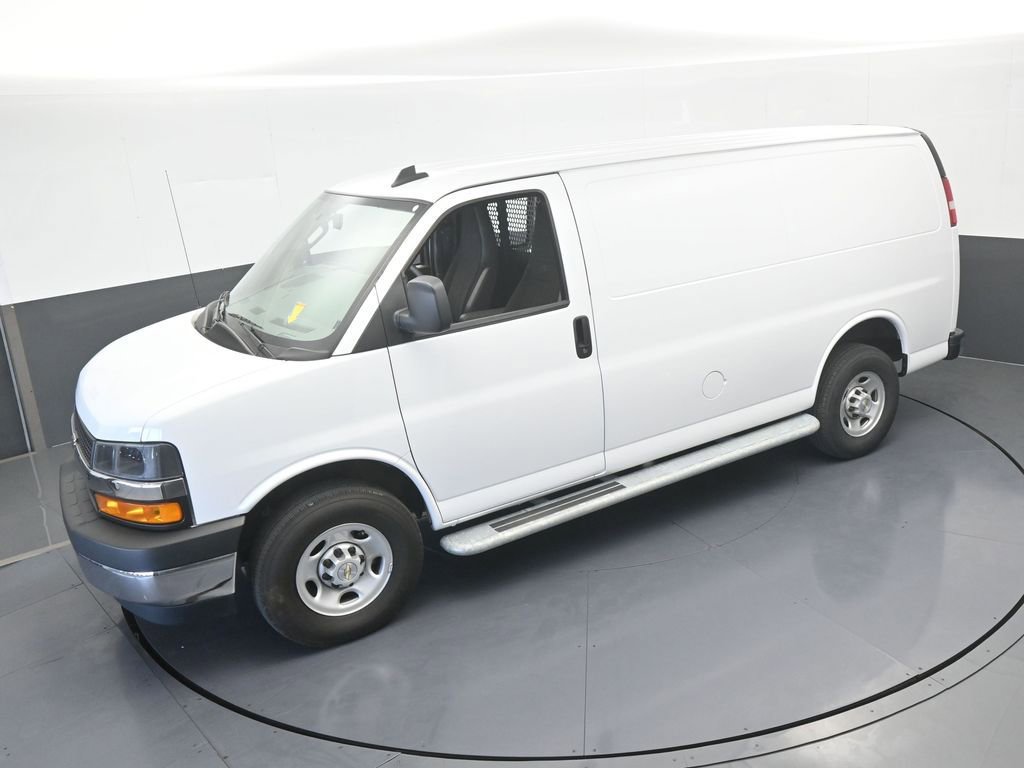Used 2024 Chevrolet Express 2500 w/ Driver Convenience Package image 39