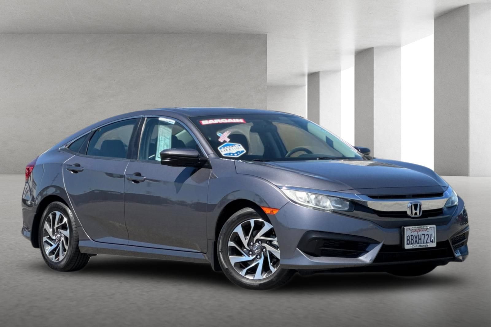 Used 2018 Honda Civic EX image 2