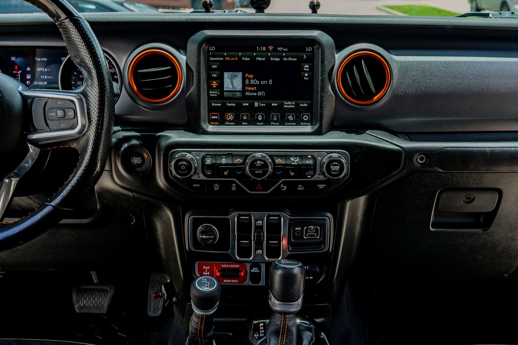 Used 2021 Jeep Gladiator Mojave AWD/4WD image 23
