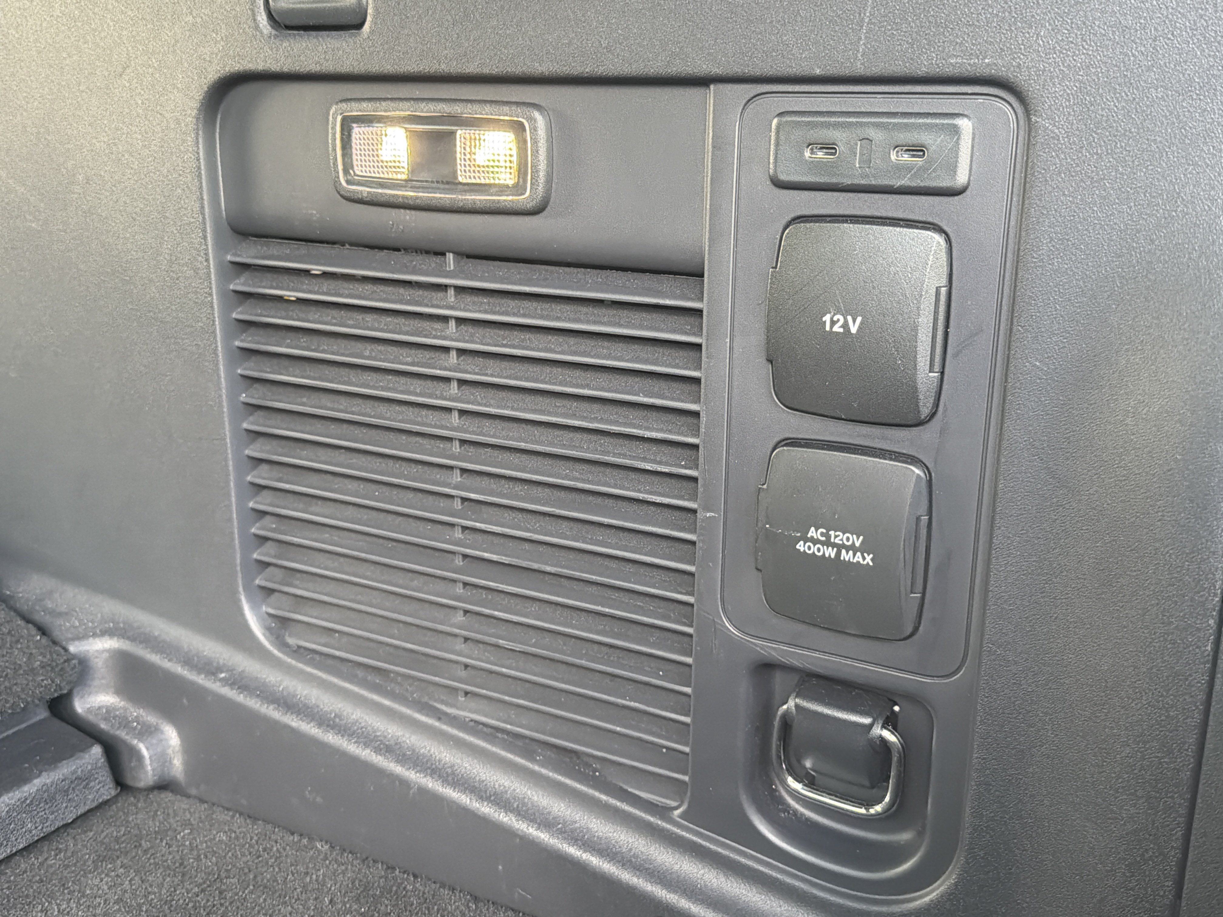 Used 2025 Ford Expedition Tremor AWD/4WD image 21