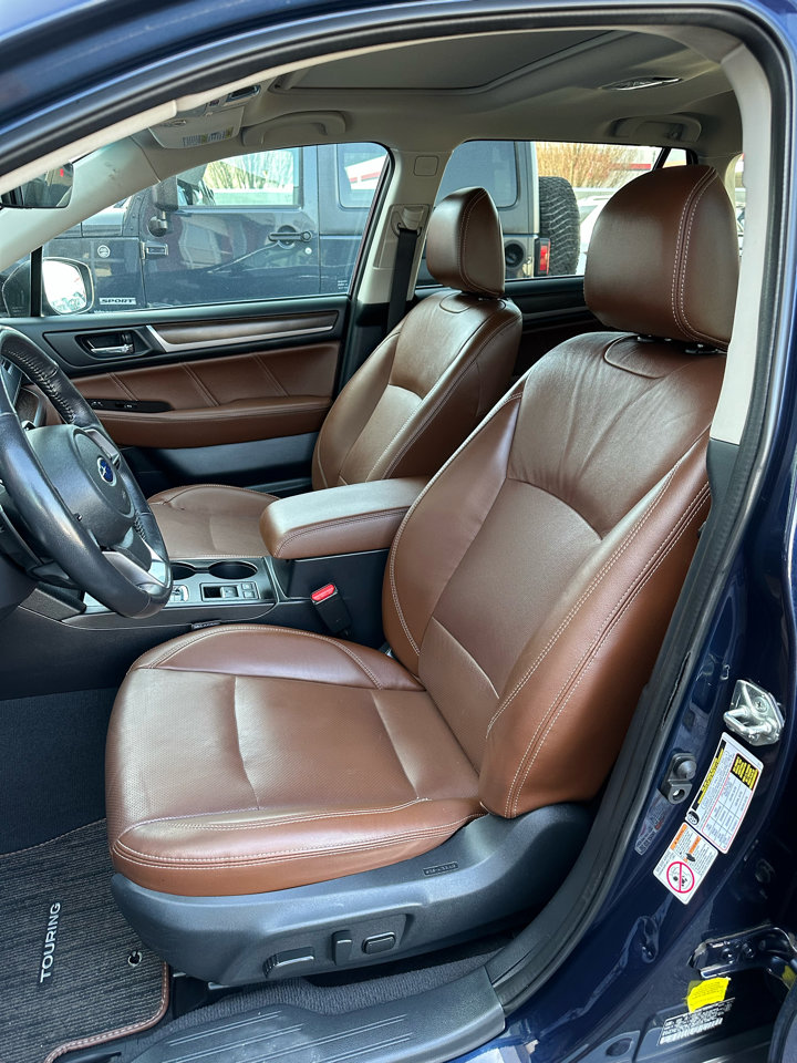 Used 2018 Subaru Outback 3.6R Touring w/ Popular Package #3 image 10