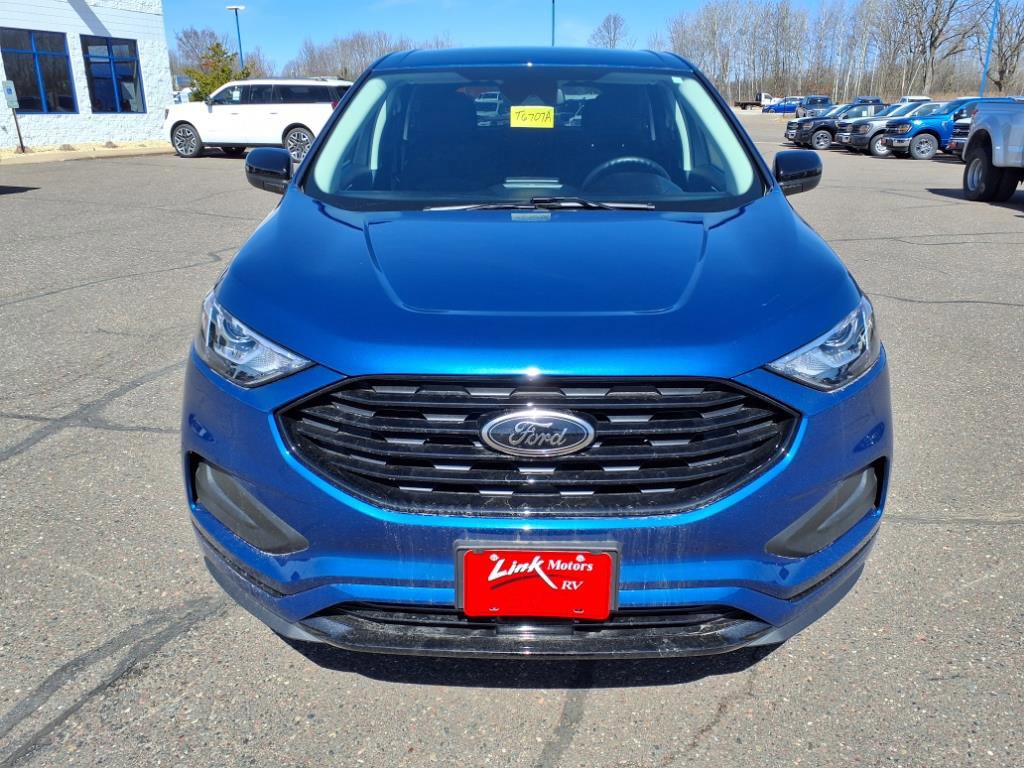 Certified 2024 Ford Edge SE w/ Black Appearance Package image 19