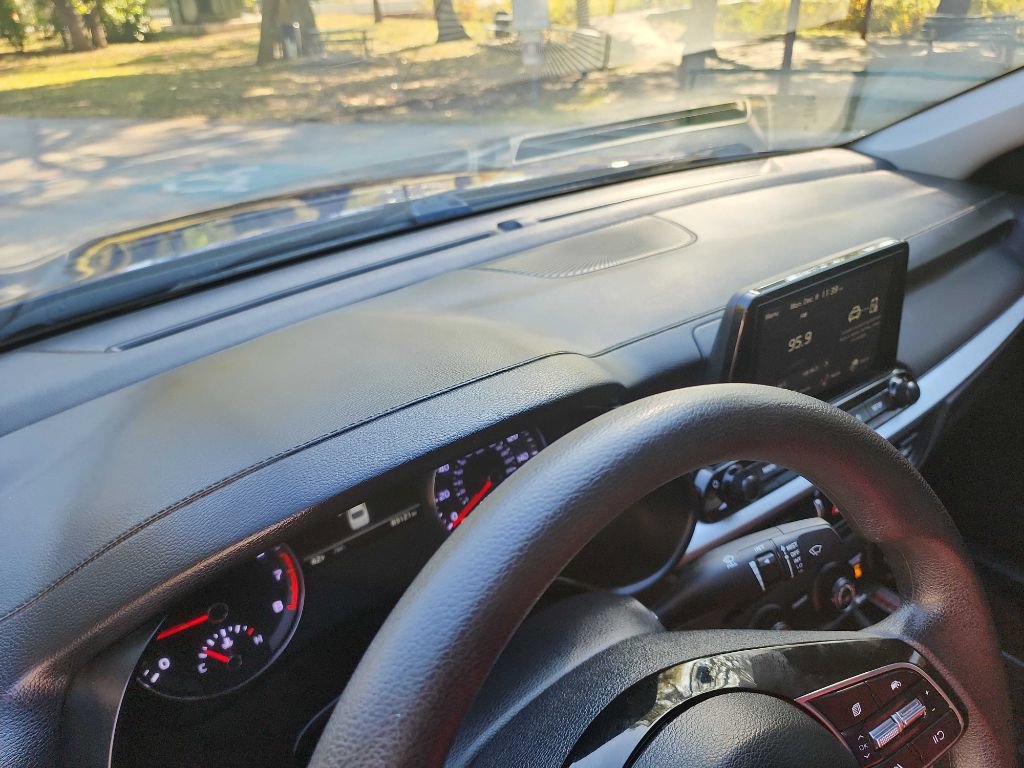 Used 2022 Kia Forte LXS image 20