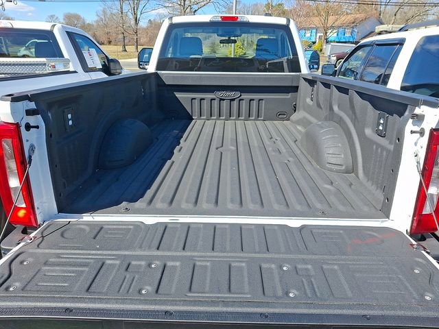 Used 2024 Ford F250 XL w/ XL Chrome Package image 11