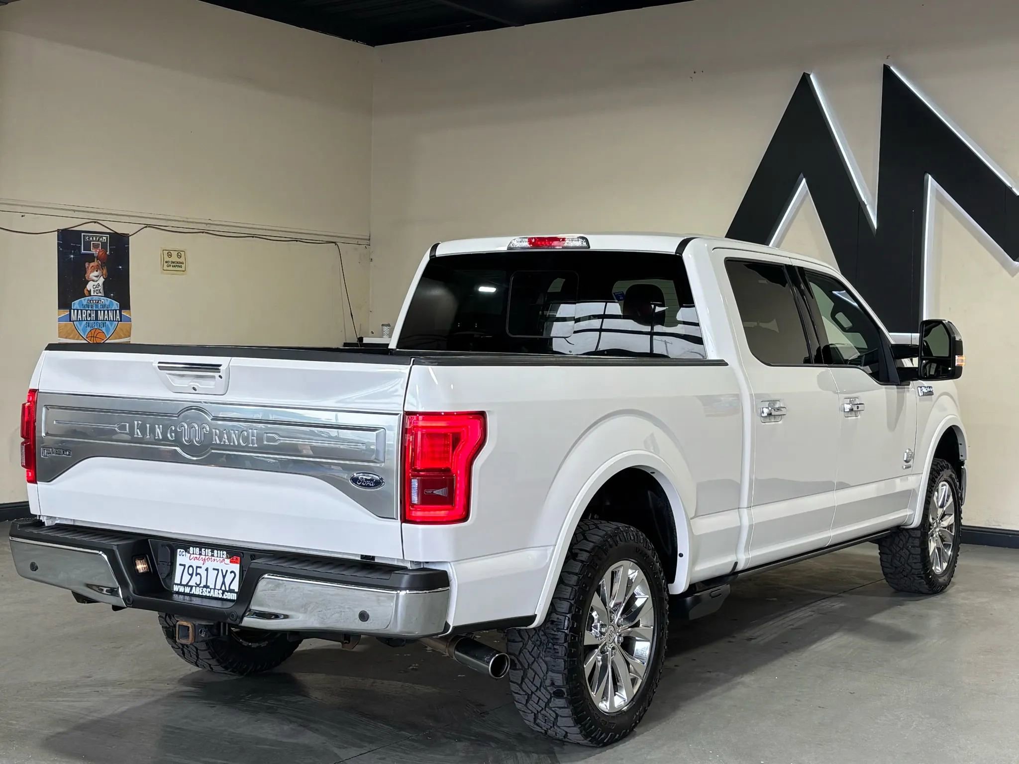 Used 2016 Ford F150 King Ranch w/ Equipment Group 601A Luxury image 7