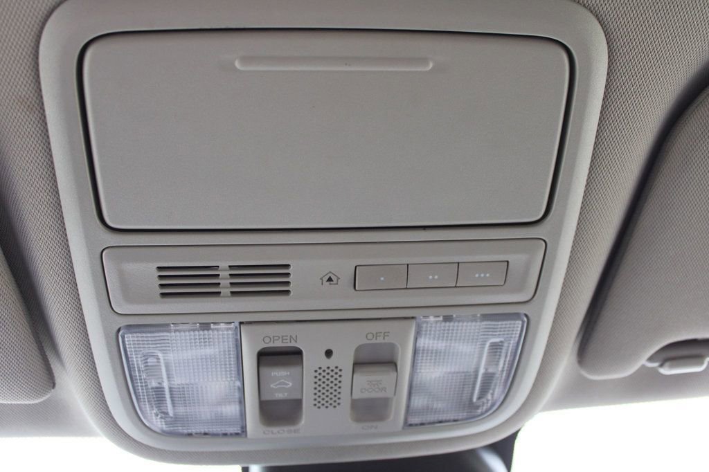 Used 2014 Honda Odyssey EX-L image 28