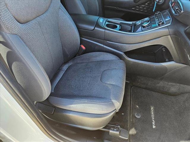 Used 2022 Hyundai Santa Fe SE image 20