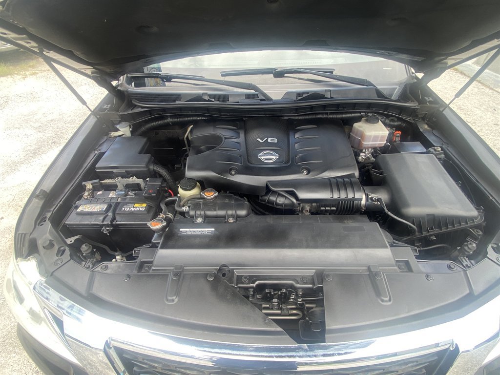 Used 2017 Nissan Armada Platinum AWD/4WD image 25