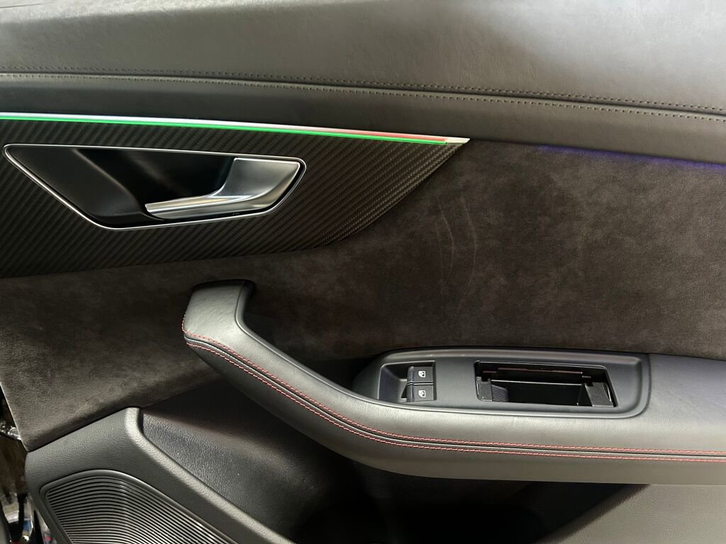 Used 2022 Audi RS Q8 image 23