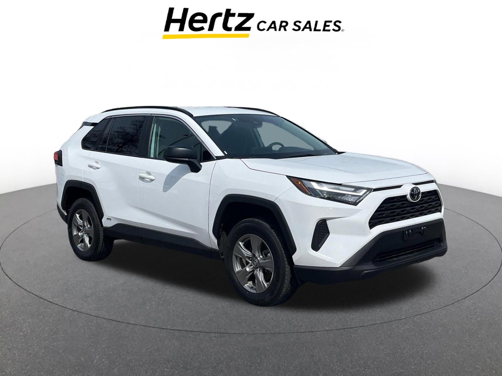 Used 2025 Toyota RAV4 LE image 1