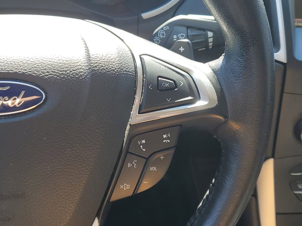 Used 2015 Ford Edge SEL w/ Equipment Group 201A AWD/4WD image 15