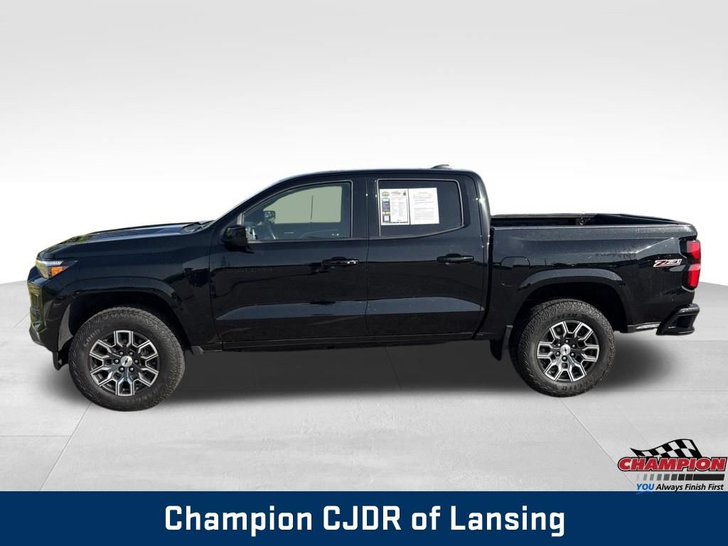 Used 2024 Chevrolet Colorado Z71 w/ Z71 Convenience Package 2 AWD/4WD image 4