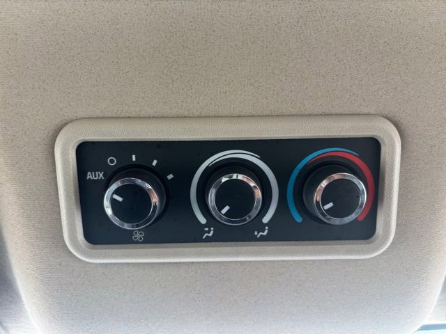 Used 2023 Chevrolet Express 3500 LS RWD image 33