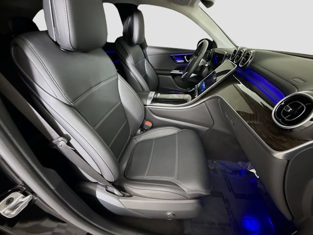 Used 2025 Mercedes-Benz GLC 350e 4MATIC image 27