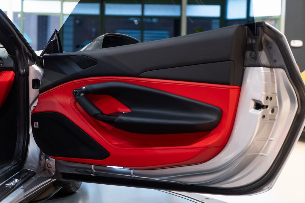 Certified 2022 Ferrari F8 Tributo image 42