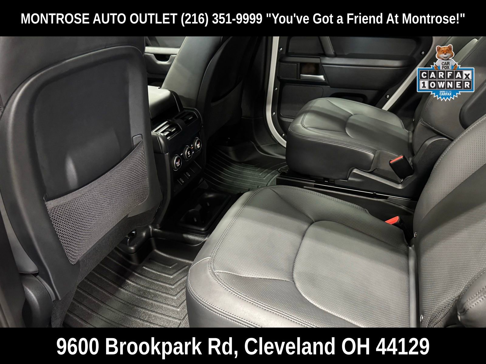 Used 2026 Land Rover Defender 130 X-Dynamic SE image 34