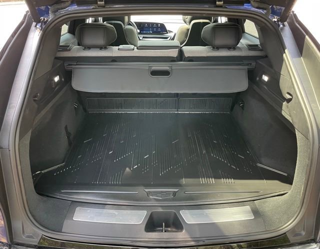 Used 2024 Cadillac Lyriq Tech image 17