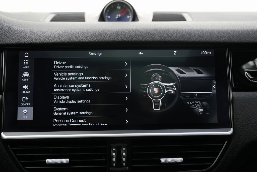 Used 2020 Porsche Cayenne image 66