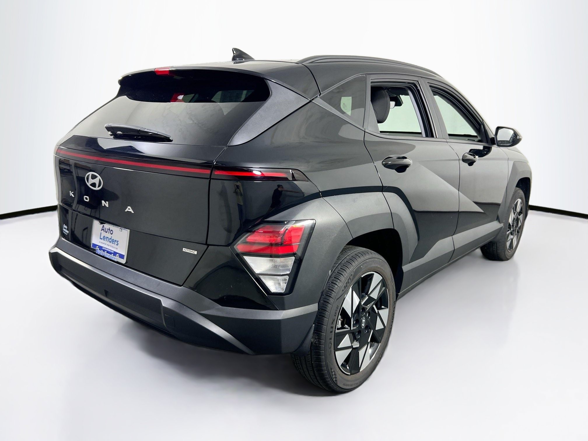 Used 2024 Hyundai Kona SEL w/ Convenience Package AWD/4WD image 5