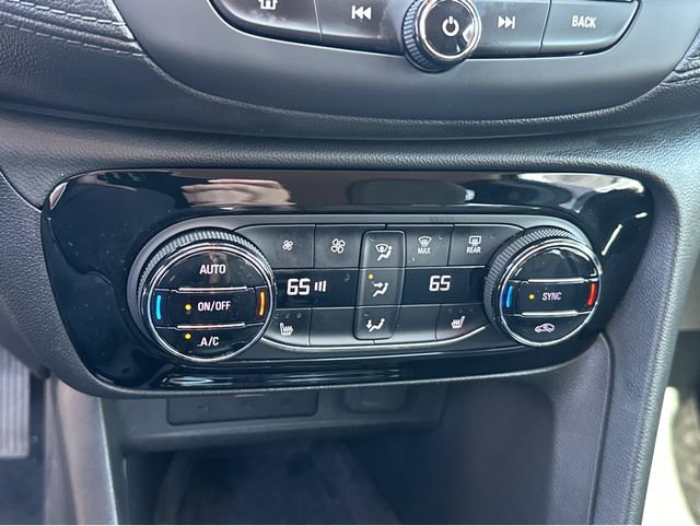 Used 2023 Buick Encore GX Select w/ Safety Package II FWD image 25