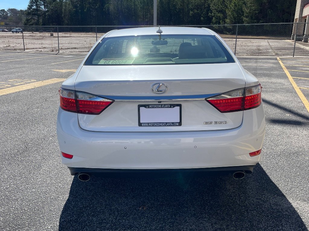 Used 2014 Lexus ES 350 Ultra Luxury w/ Luxury Package FWD image 7