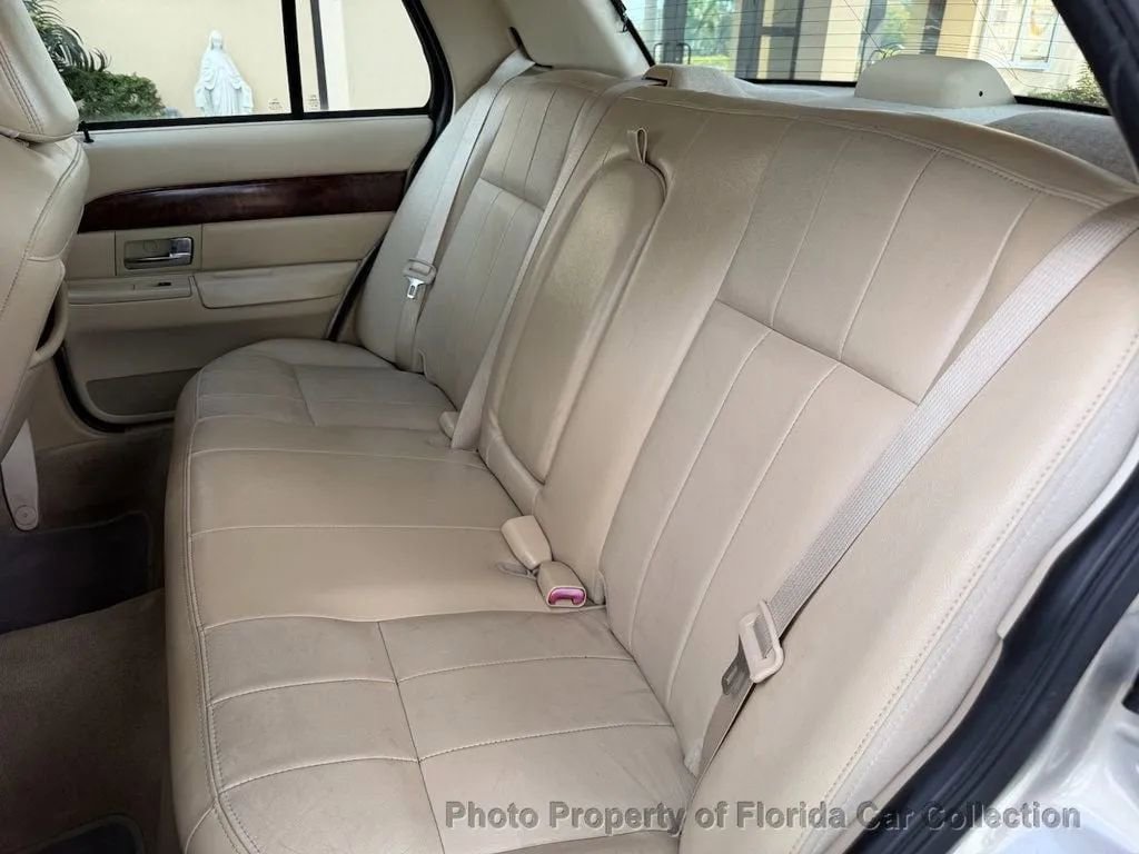 Used 2010 Mercury Grand Marquis LS image 10