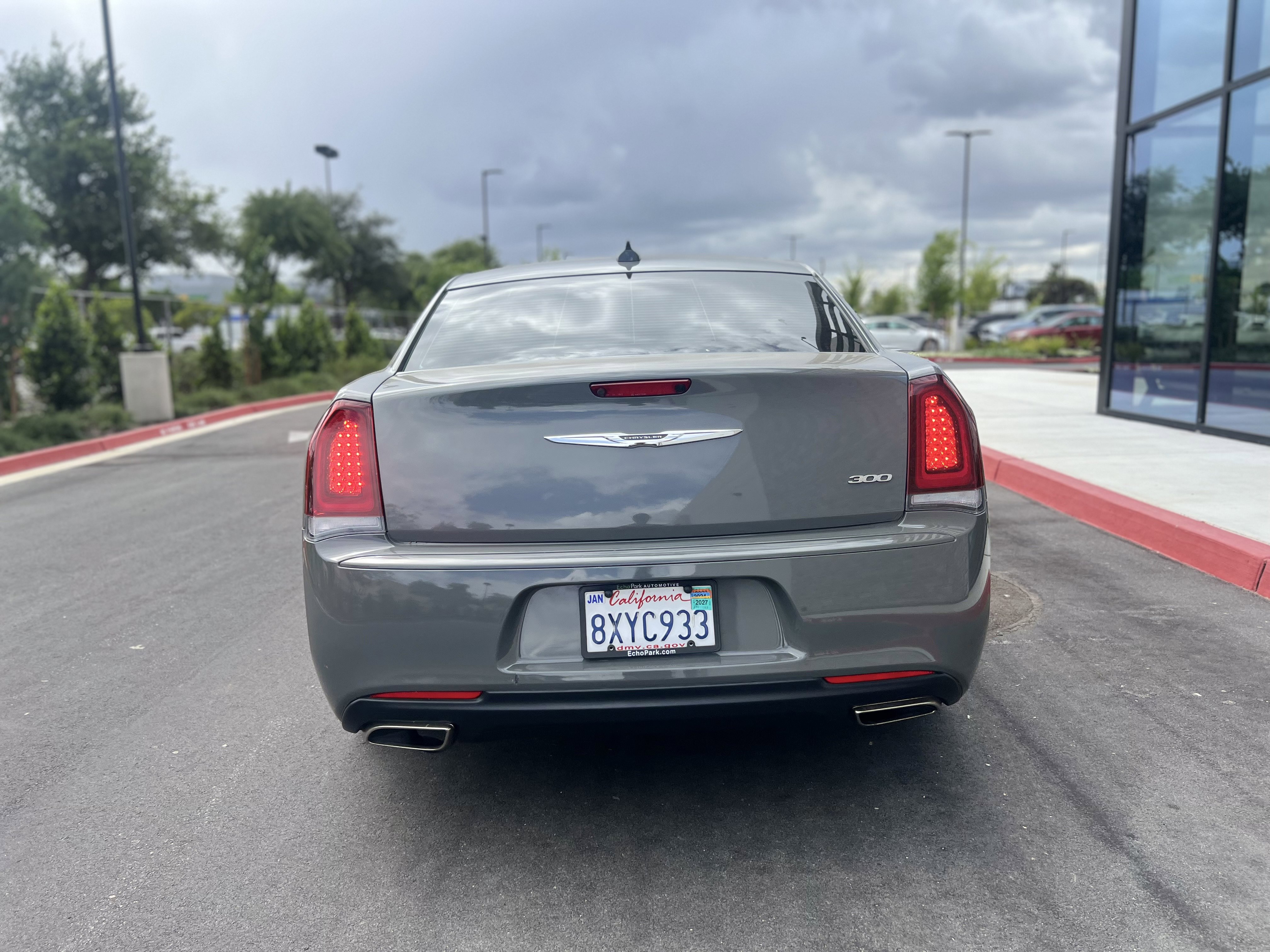 Used 2019 Chrysler 300 Touring w/ Sport Appearance Package image 13