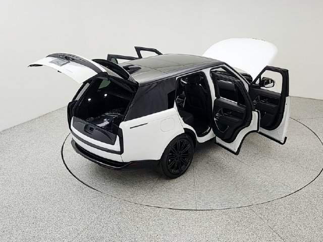 New 2026 Land Rover Range Rover SE AWD/4WD image 39