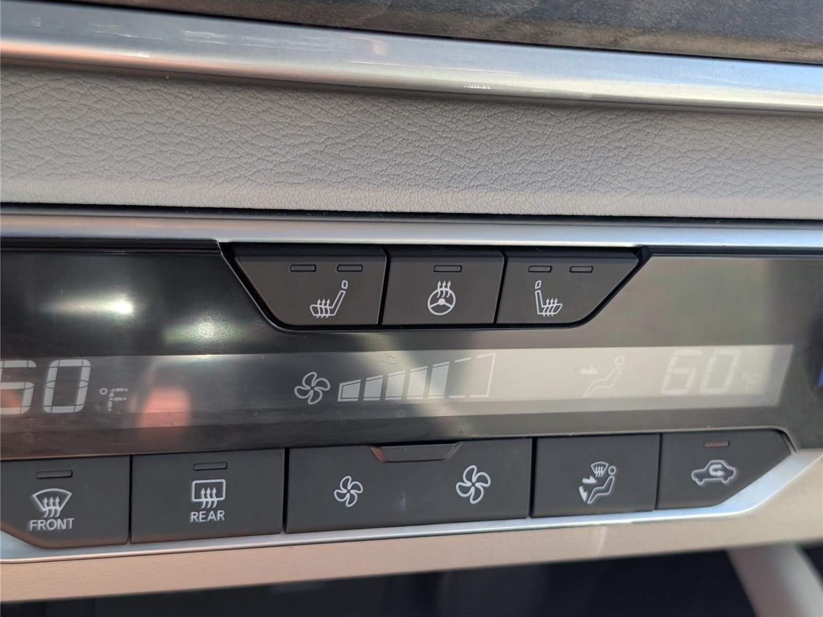 Used 2025 Nissan Altima 2.5 SL AWD/4WD image 26
