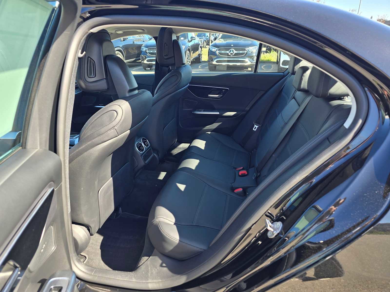 Used 2023 Mercedes-Benz C 300 4MATIC Sedan image 18