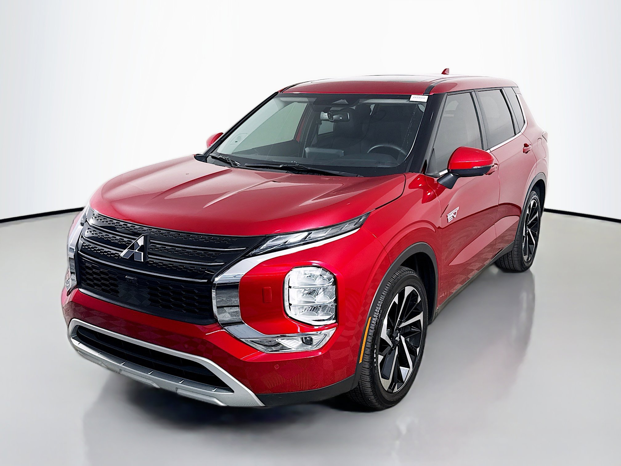 Used 2024 Mitsubishi Outlander SE image 4