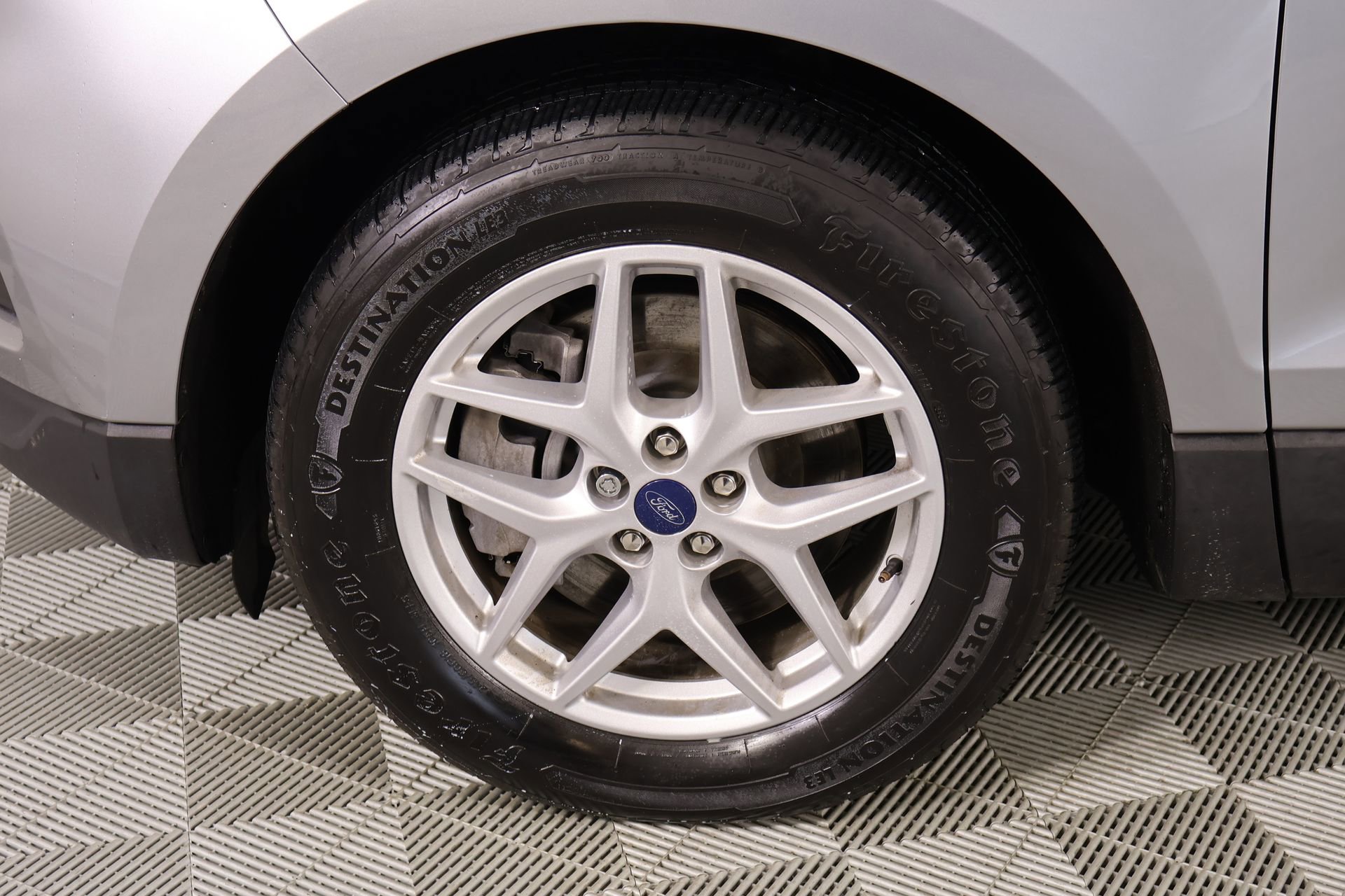 Used 2022 Ford Edge SE image 16