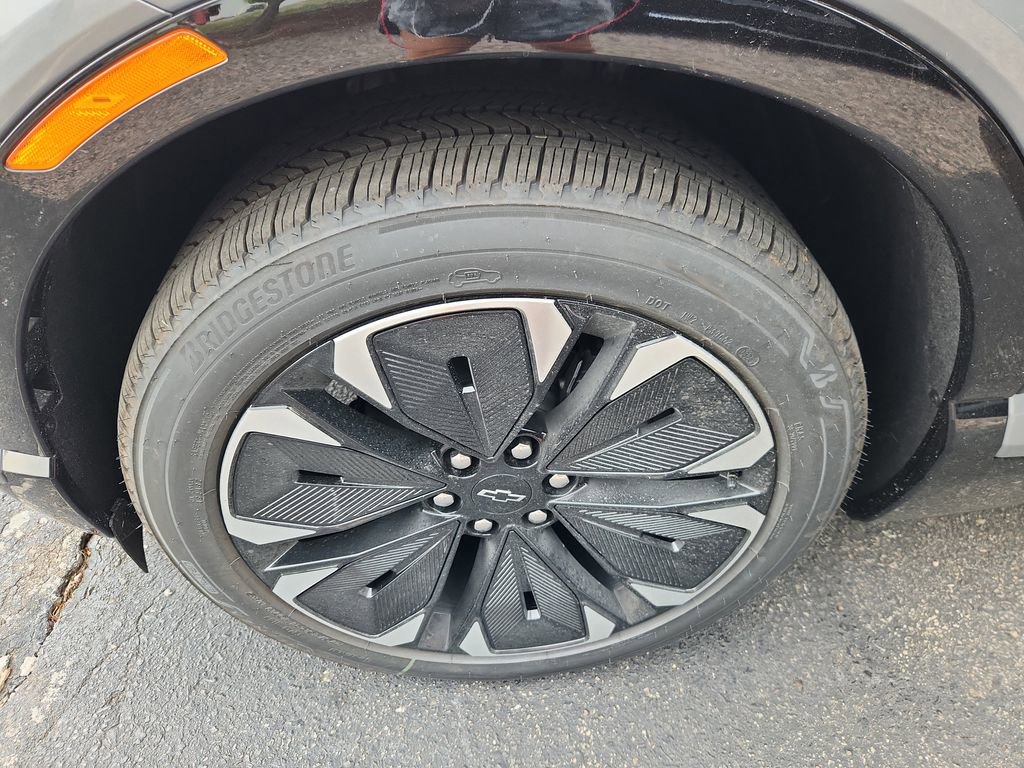 New 2025 Chevrolet Blazer EV RS AWD/4WD image 15