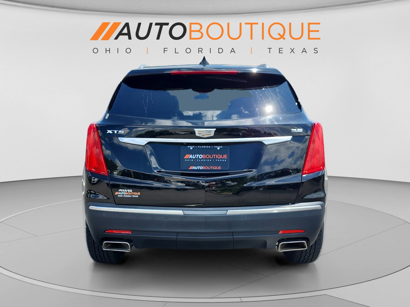 Used 2019 Cadillac XT5 AWD image 4