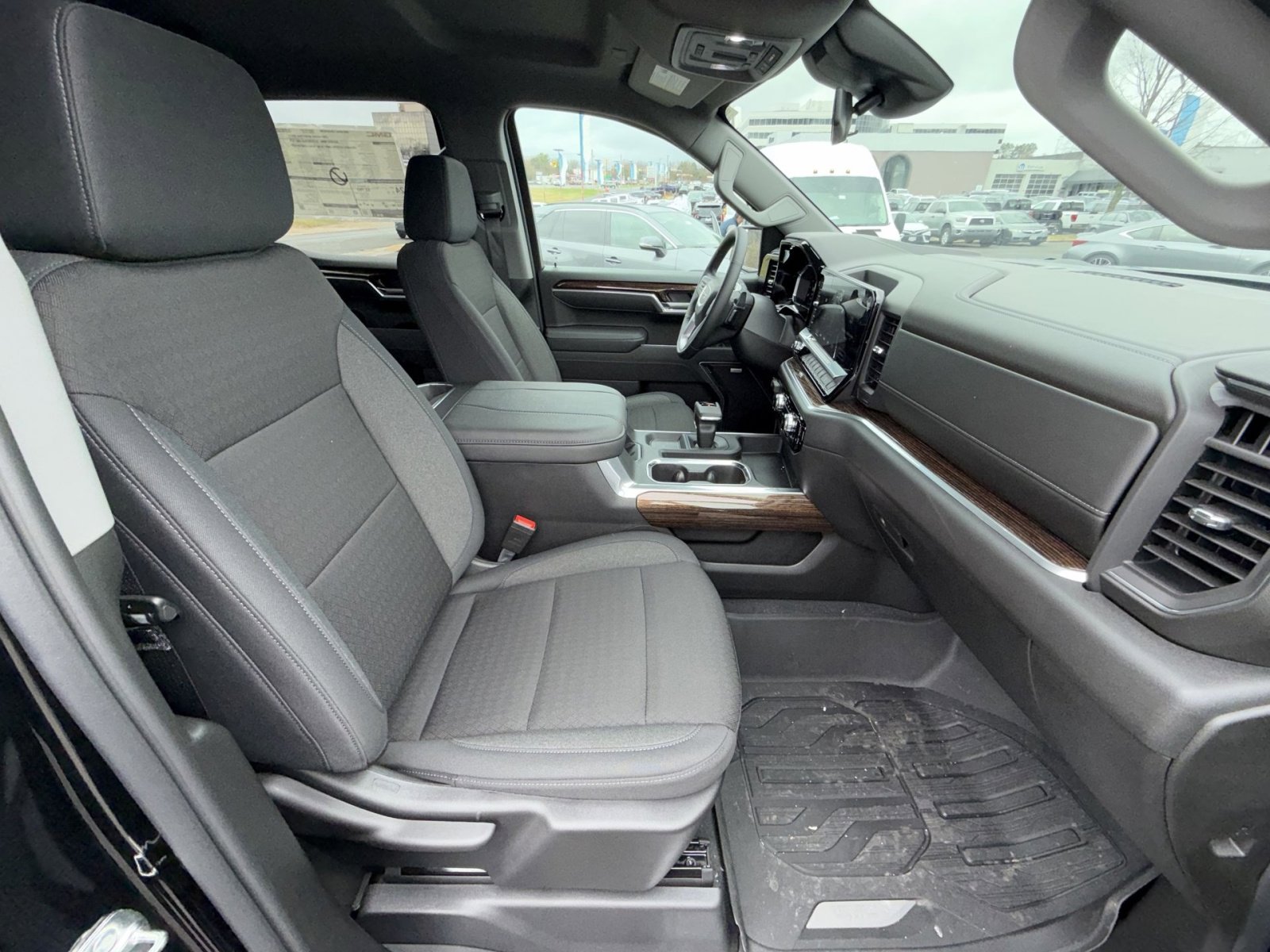 New 2026 GMC Sierra 1500 Elevation image 27