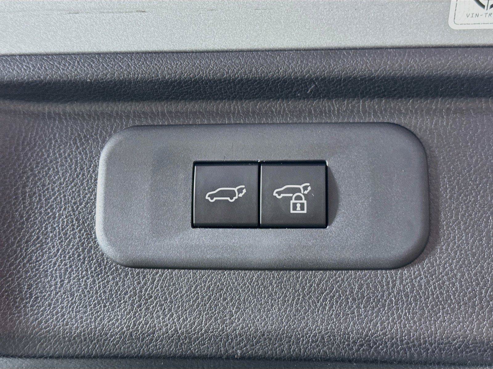 Certified 2025 Toyota Grand Highlander FWD image 39