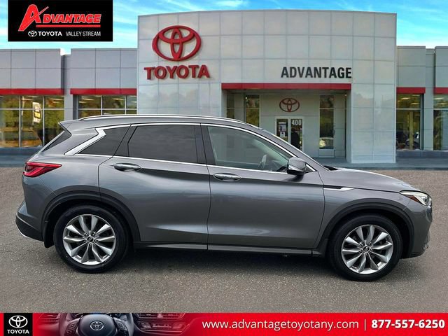 Used 2019 INFINITI QX50 Luxe w/ Navigation Package AWD/4WD image 5