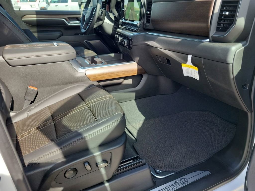 New 2024 Chevrolet Silverado 2500 High Country w/ High Country Premium Package image 26