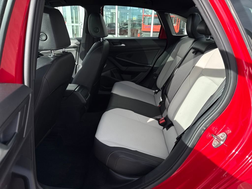 Certified 2021 Volkswagen Jetta R-Line image 27