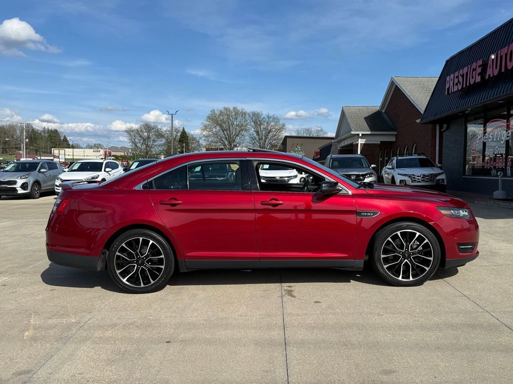 Used 2018 Ford Taurus SHO w/ Driver Assist Package AWD/4WD image 19