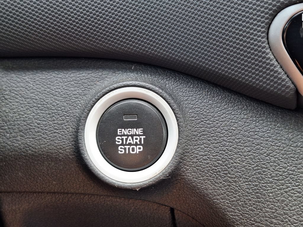 Used 2018 Hyundai Ioniq Blue FWD image 21