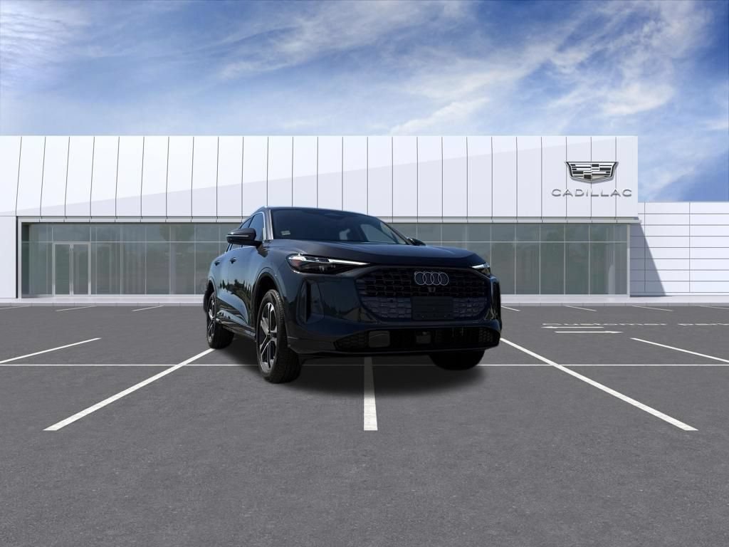 Used 2025 Audi Q5 Premium Plus w/ Premium Plus AWD/4WD image 8