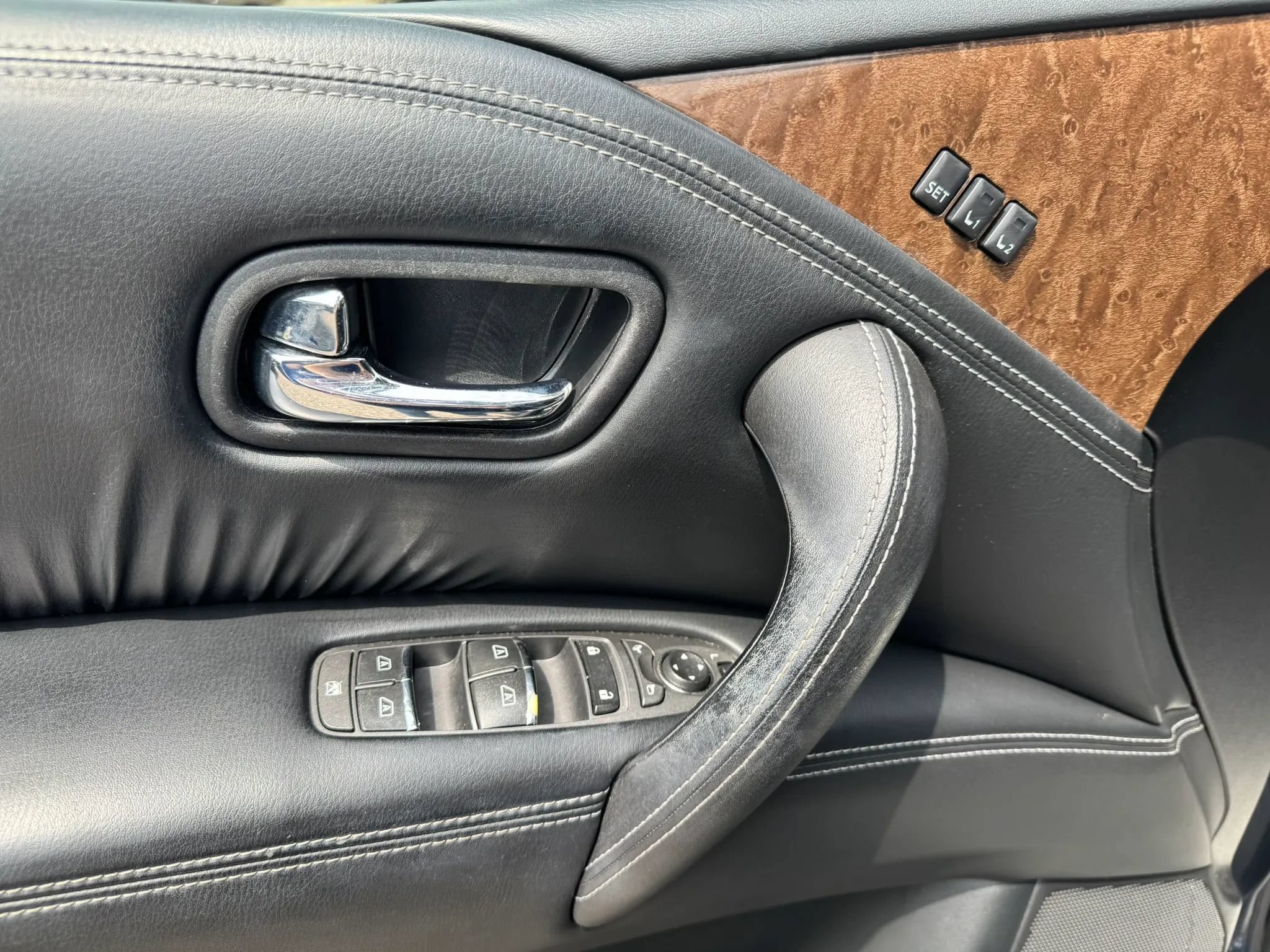 Used 2017 INFINITI QX80 2WD image 20