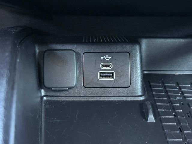 Used 2025 Ford Bronco Sport Badlands image 12