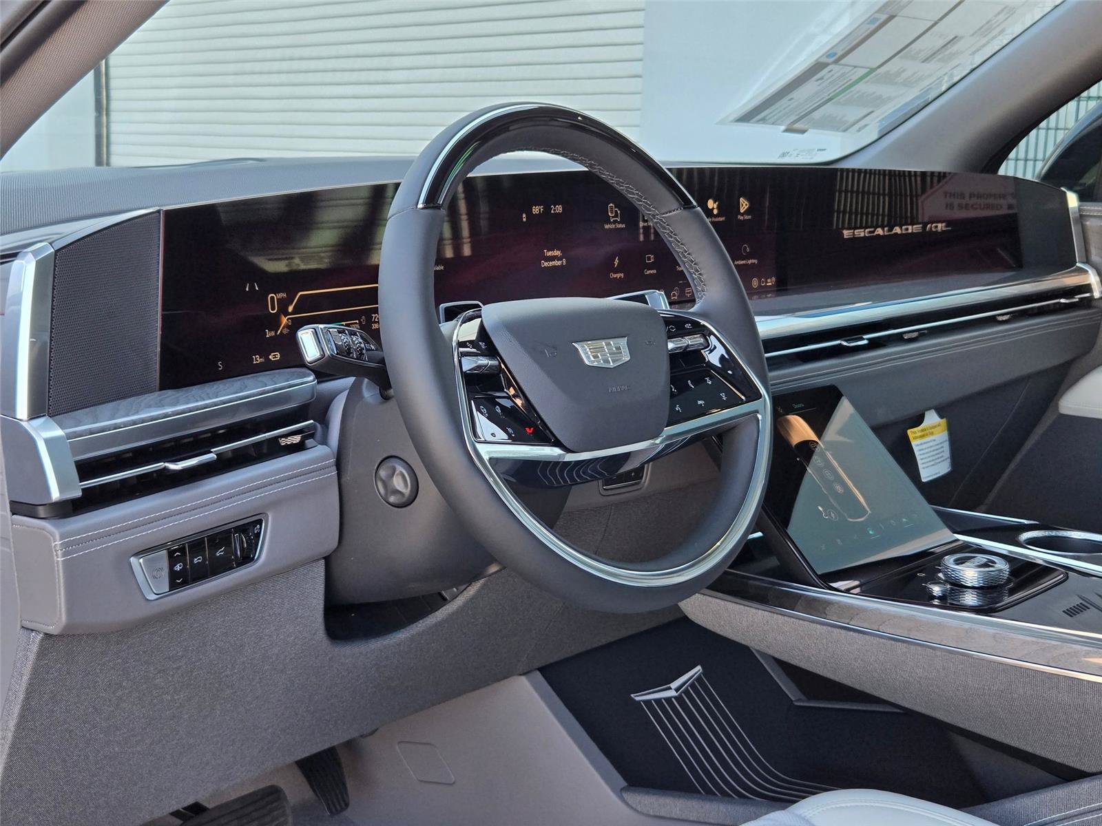 New 2026 Cadillac Escalade IQL Luxury AWD/4WD image 10