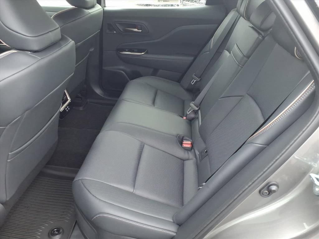 New 2026 Toyota Crown Platinum image 7