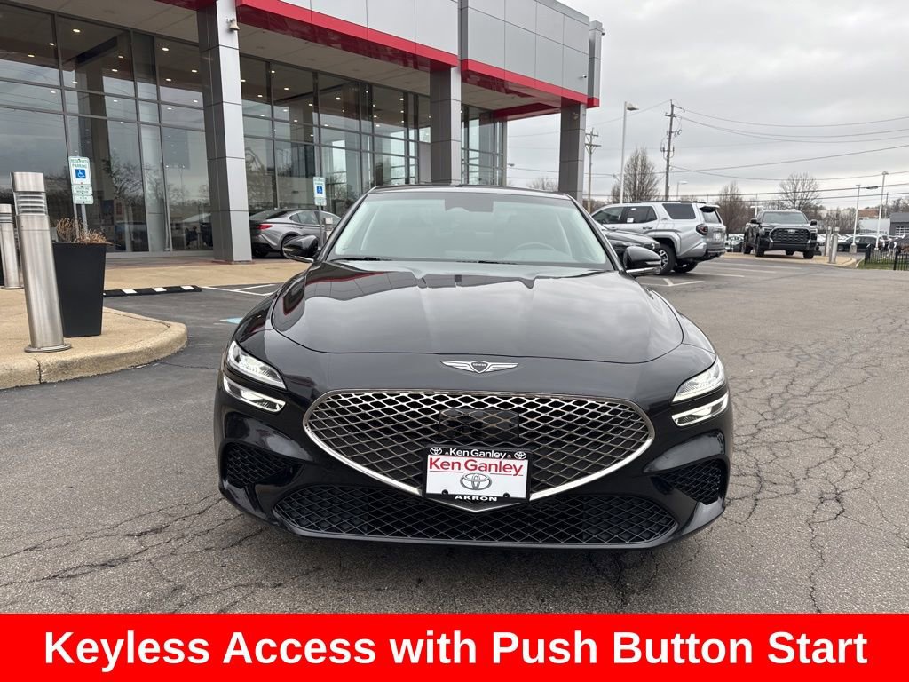 Used 2025 Genesis G70 2.5T image 10