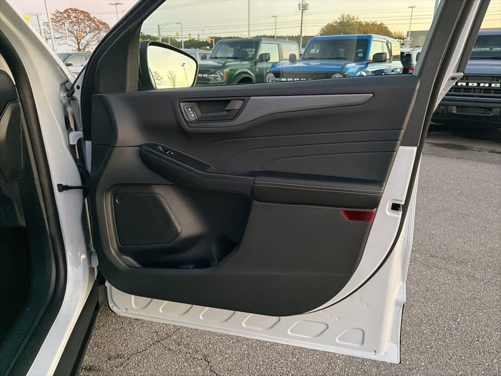 New 2026 Ford Escape Active image 22