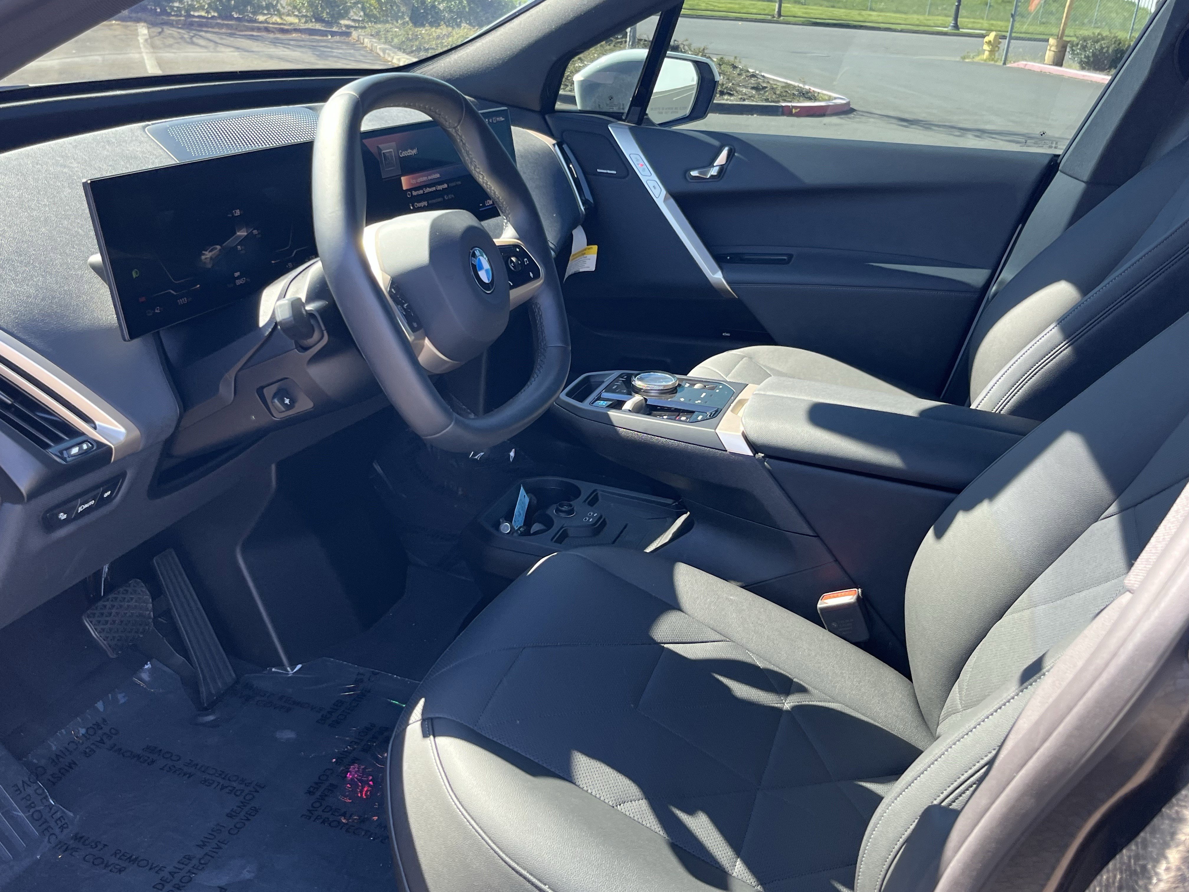 Used 2026 BMW iX xDrive45 image 9